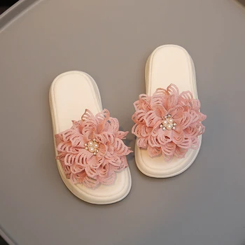 Модные детские тапочки для девочек, новинка 2023 года, мягкая нескользящая детская повседневная обувь с цветами, прямая поставка, простые туфли принцессы с открытым носком