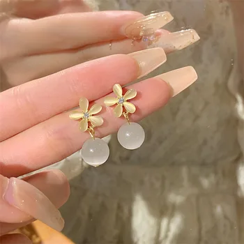 Новые Корейские серьги с цветами, женские дизайнерские легкие роскошные украшения для девочек